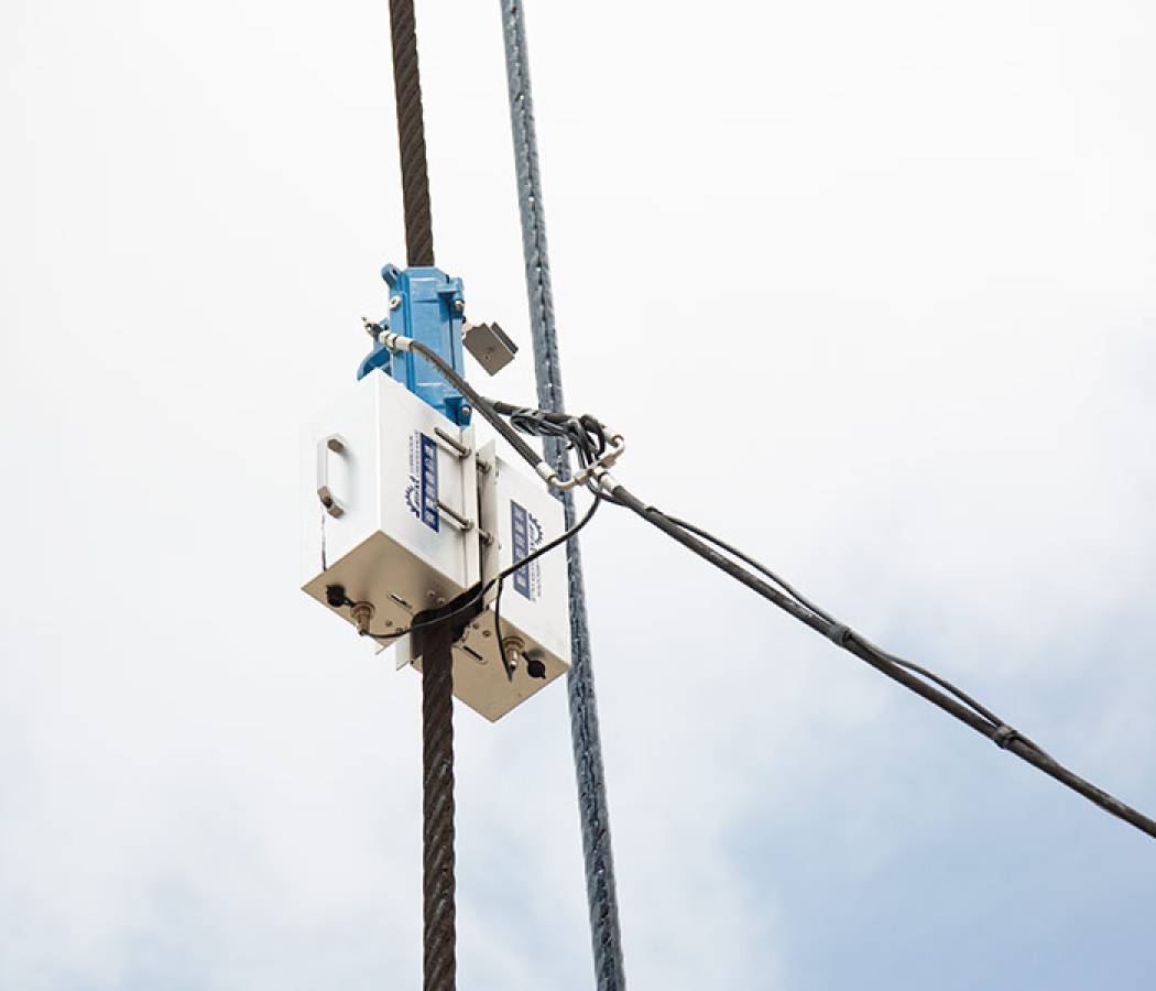 Automatic Climbing Robot For Wire Rope